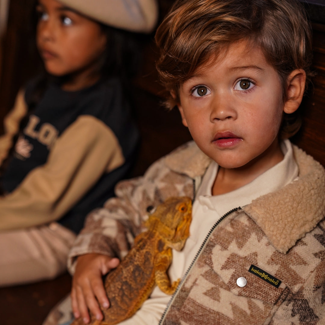 Jongens Shirt ls van Koko Noko in de kleur Beige in maat 128.