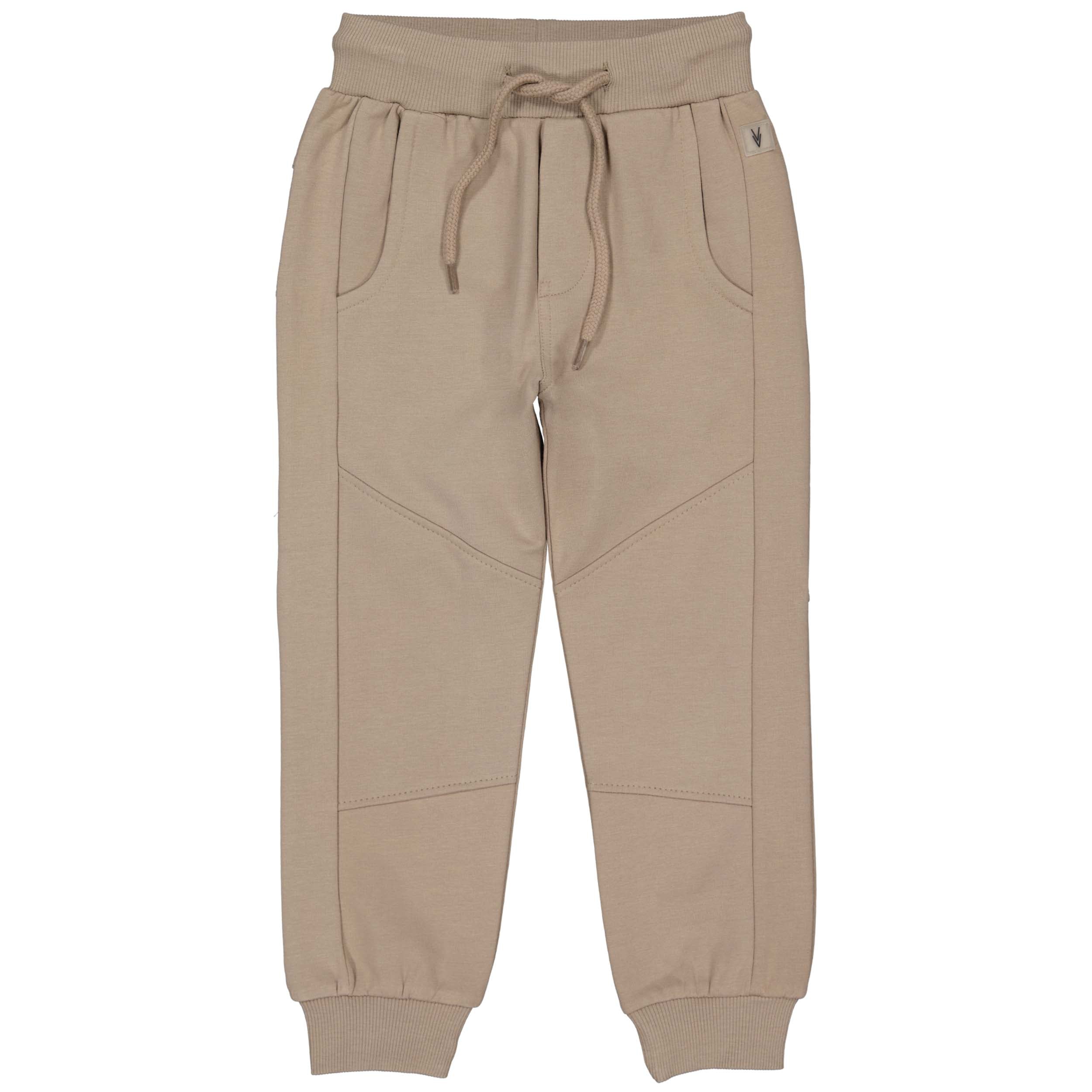 Jongens Pants PEERLW241 van Little Levv in de kleur Dark Taupe in maat 128.