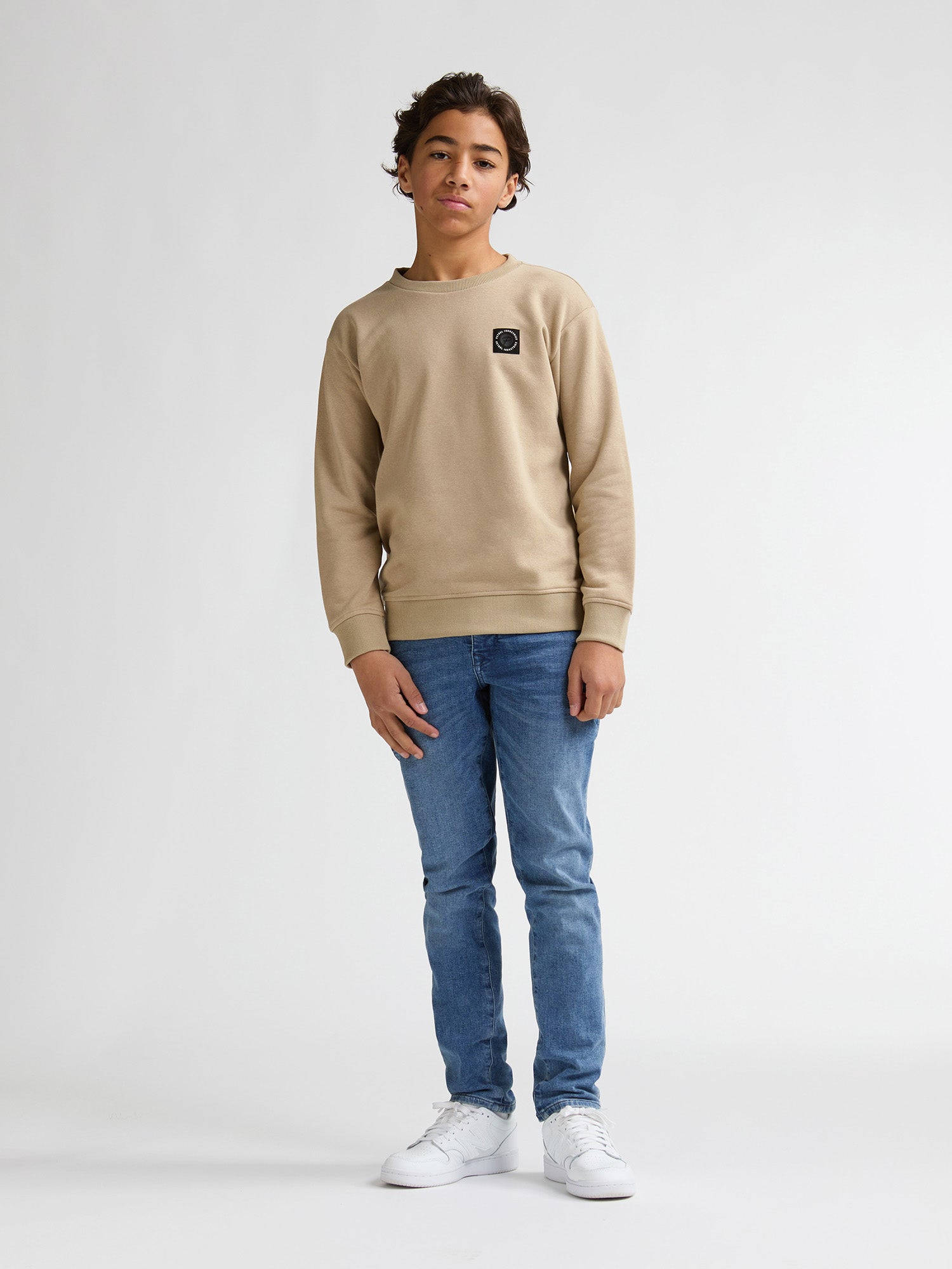 Jongens Sweater Round Neck van  in de kleur Light Tan in maat 176.