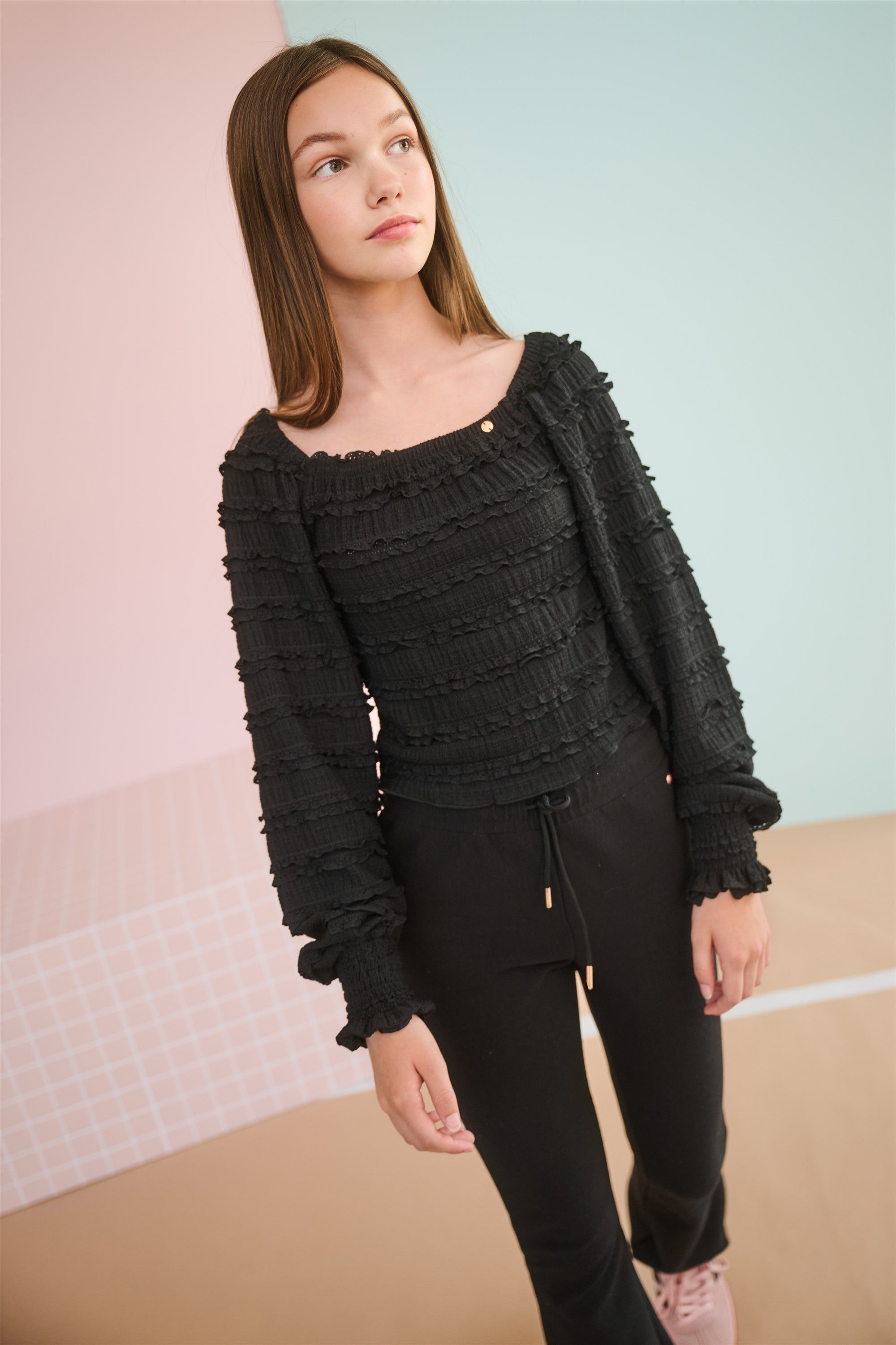 Meisjes Kessy Ruffled l/sl top van NoBell in de kleur Jet Black in maat 170-176.