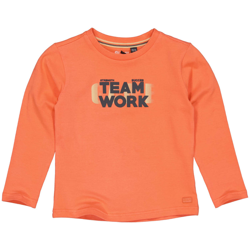 Jongens Longsleeve AADQW231 van Quapi in de kleur Orange Red in maat 134-140.