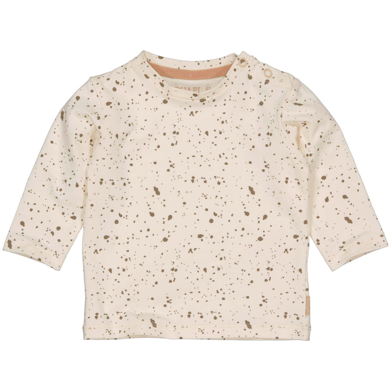 Jongens Longsleeve CARSONQNBW23 van Quapi Newborn in de kleur AOP Camel Soft Splash in maat 68.