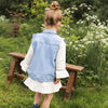 Meisjes Jeans jacket sleeveless van Koko Noko in de kleur Blue jeans in maat 128.
