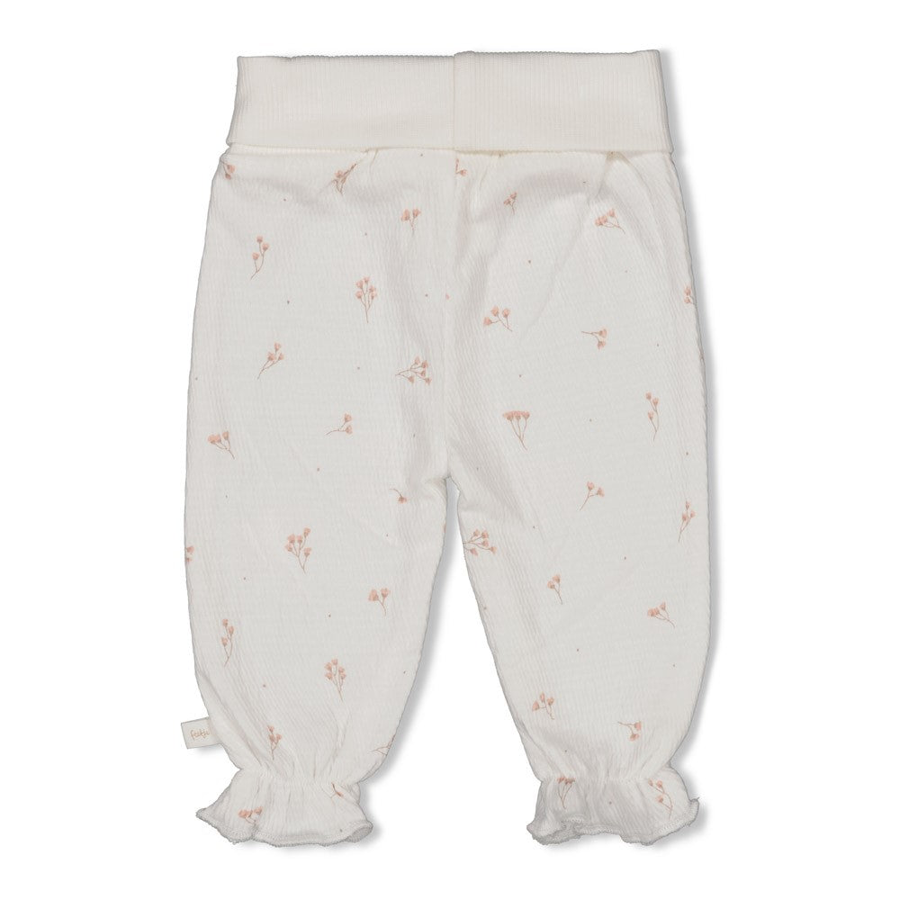 Meisjes Broek crinkle AOP - Delicate Flower van Feetje in de kleur Offwhite in maat 62.