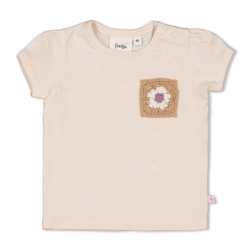 Meisjes T-shirt met crochet zakje - Flower Ranch van Feetje in de kleur Offwhite in maat 86.