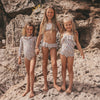 Meisjes Pomme Flower | Bodysuit van Salted Stories in de kleur White Swan in maat 122-128.