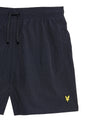 Jongens Plain Swim Short van Lyle & Scott in de kleur Z271 Dark Navy in maat 170-176.