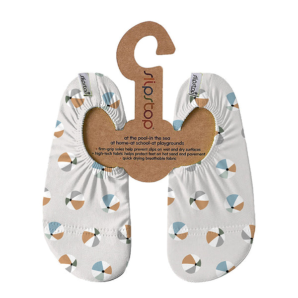 Jongens Slipstop Beachbal Naturel van Slipstop in de kleur Light Grey AOP in maat 33-35.