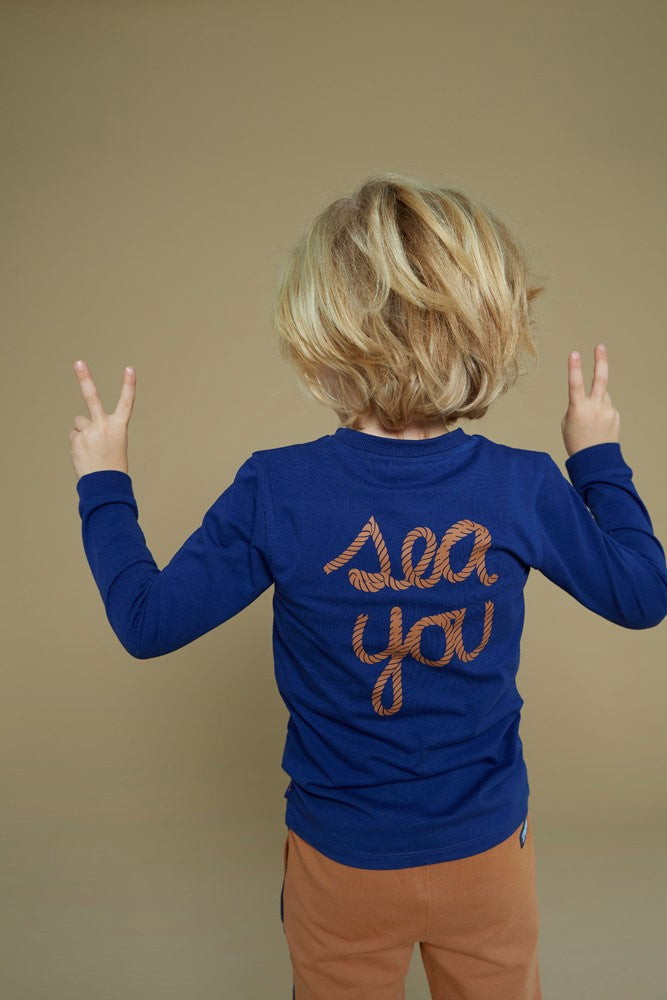 Sturdy Longsleeve - Waves and Whales