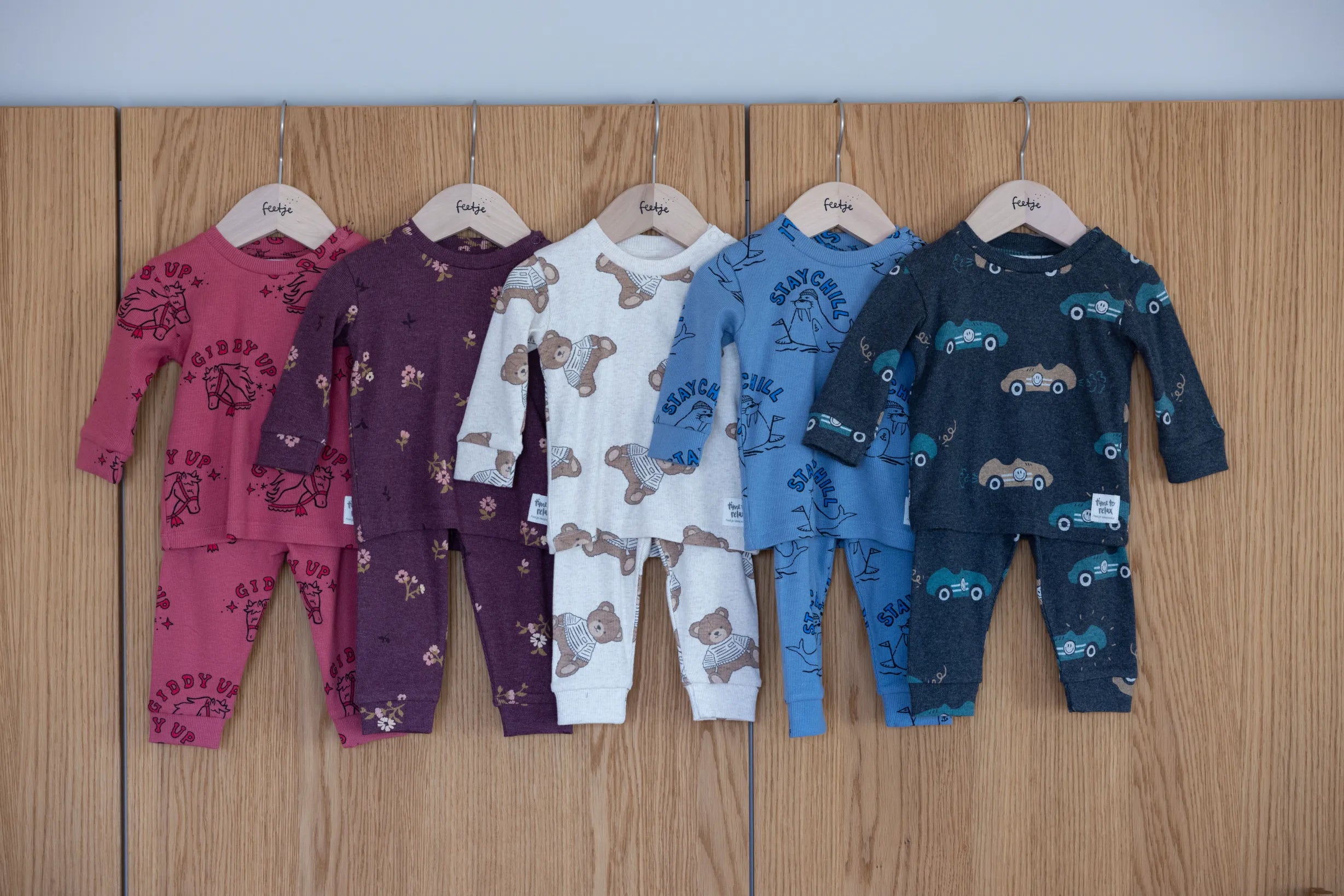 Unisexs Teddy Bear - Premium Sleepwear by Feetje van Feetje in de kleur Offwhite melange in maat 122.