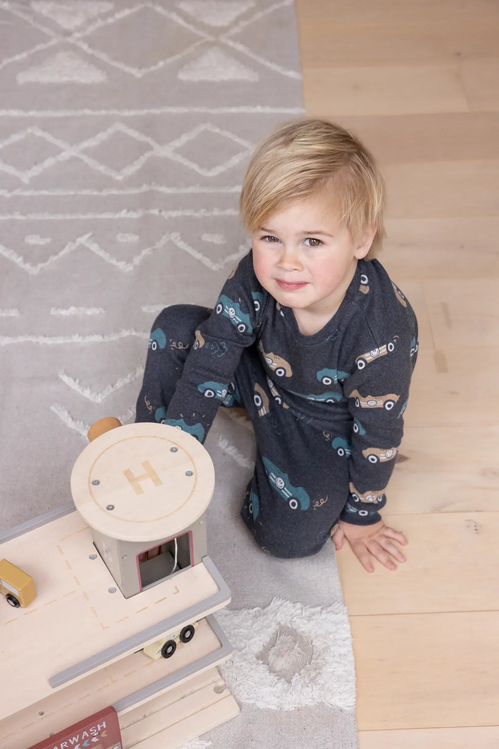 Jongens Ricky Racer - Premium Sleepwear by Feetje van Feetje in de kleur Antraciet melange in maat 122.