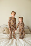 Jongens Milo Mammoth - Premium Sleepwear by Feetje van Feetje in de kleur Taupe.