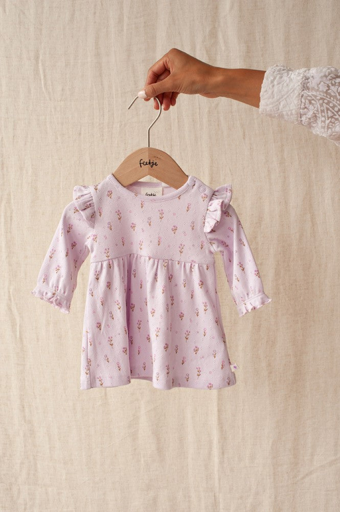 Meisjes Jurk pointelle rib AOP - Flower Ranch van Feetje in de kleur Lila in maat 86.