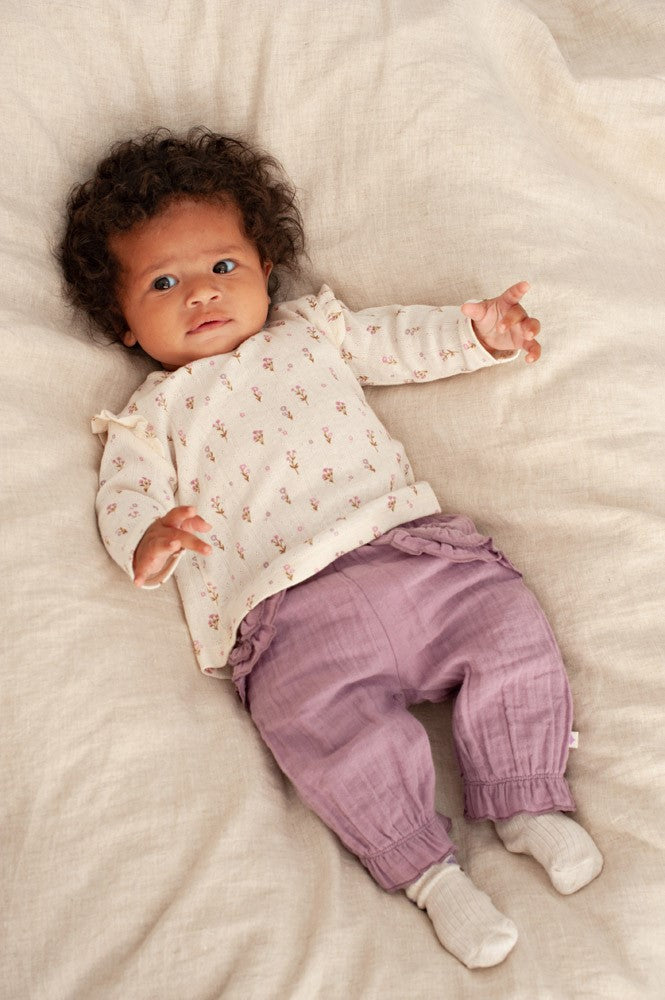 Meisjes Longsleeve pointelle rib AOP - Flower Ranch van Feetje in de kleur Offwhite in maat 86.