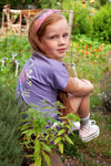 Meisjes T-shirt met backprint - Rolling in to Spring van Jubel in de kleur Paars in maat 128.