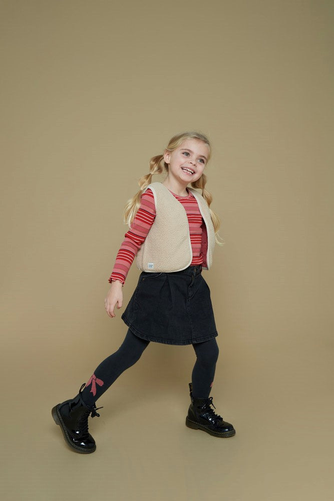 Meisjes Teddy gilet - Queen Of Hearts van Jubel in de kleur Offwhite in maat 128.
