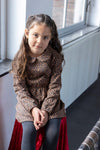 Meisjes Jurk AOP - Queen Of Hearts van Jubel in de kleur Bruin in maat 128.
