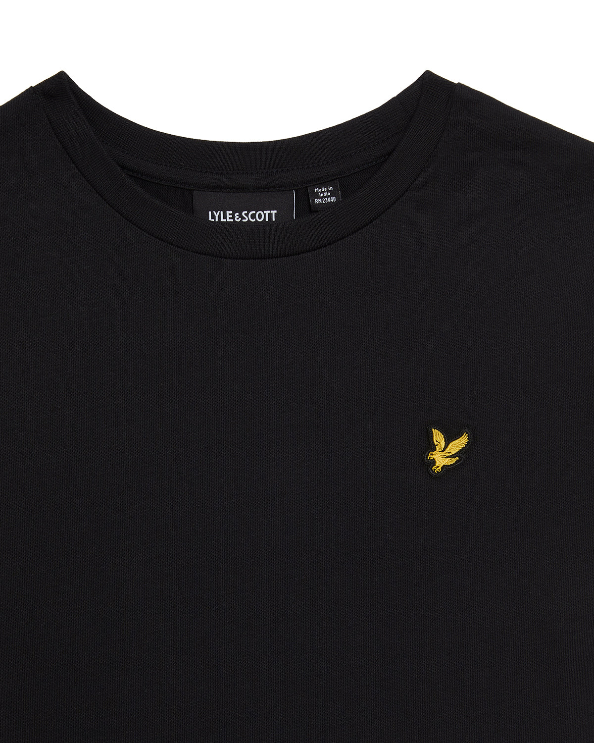 Jongens Plain T-shirt van Lyle & Scott in de kleur Z865 Jet Black in maat 170-176.