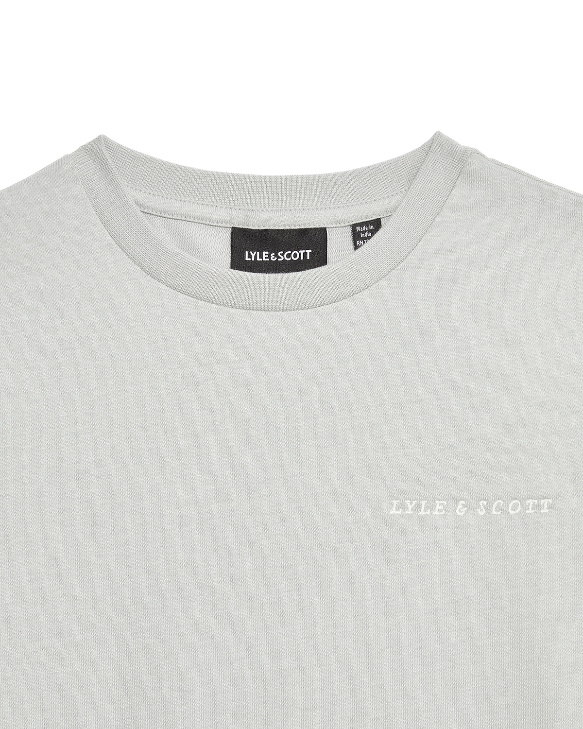 Jongens Script Embroidered T-shirt van Lyle & Scott in de kleur X570 Grey Mirage in maat 170-176.