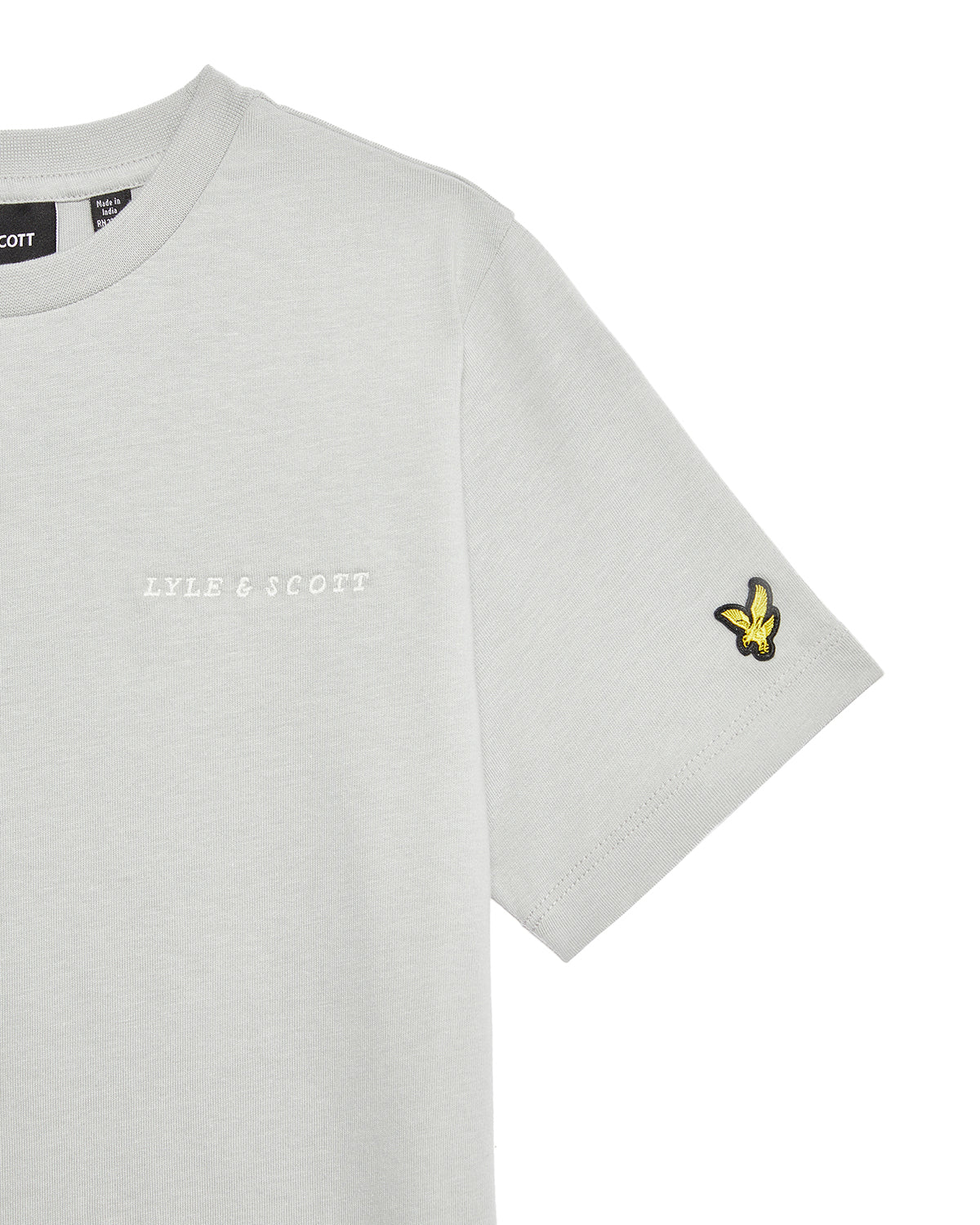 Jongens Script Embroidered T-shirt van Lyle & Scott in de kleur X570 Grey Mirage in maat 170-176.