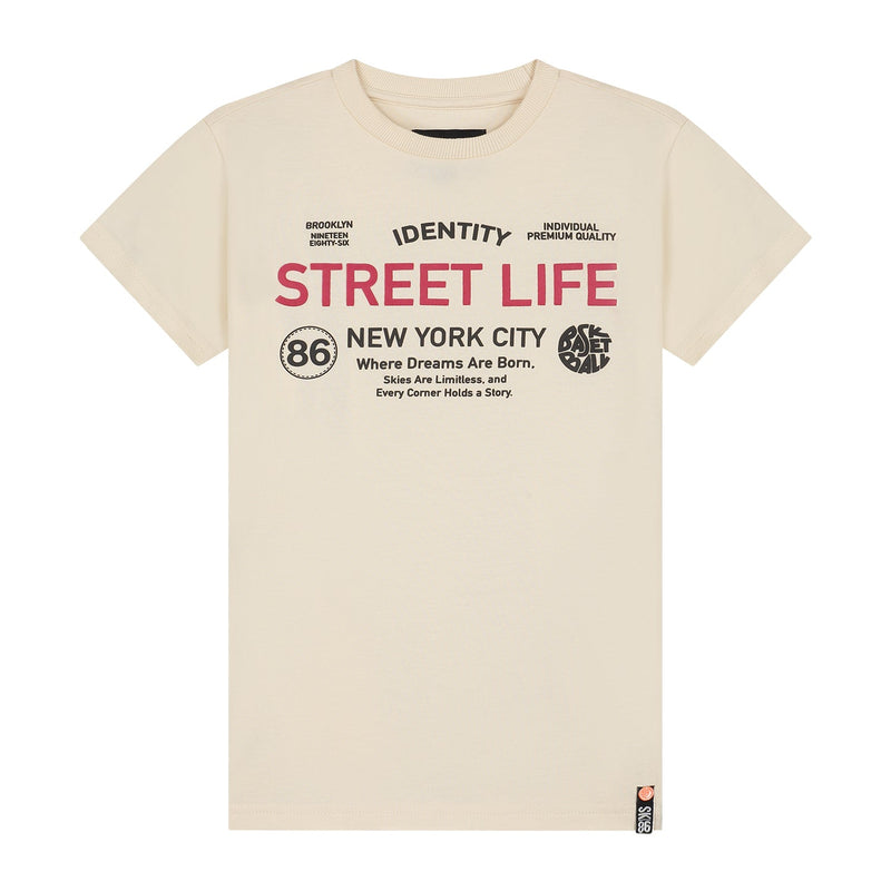 Jongens T-shirt Tommie van Skurk in de kleur Offwhite in maat 170.