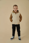 Jongens Cargo broek - Jump For Joy van Sturdy in de kleur Antraciet in maat 128.