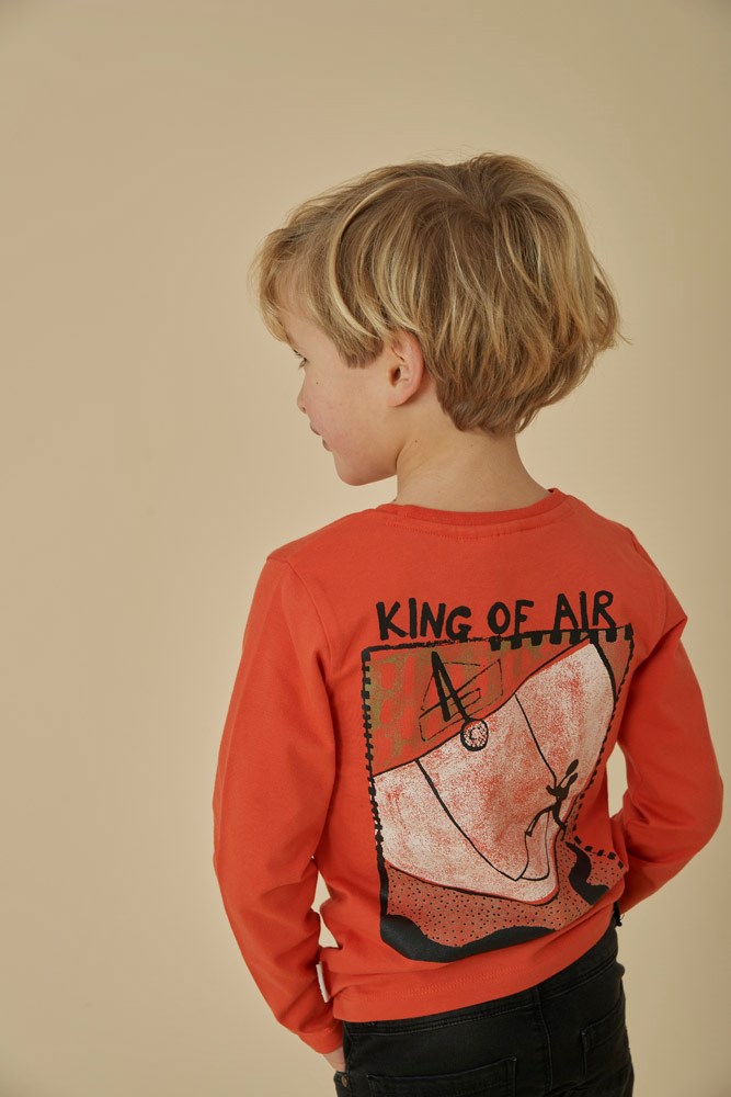 Jongens Longsleeve - Jump For Joy van Sturdy in de kleur Oranje in maat 128.