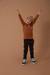 Jongens Longsleeve - Fun Days van Sturdy in de kleur Camel in maat 128.