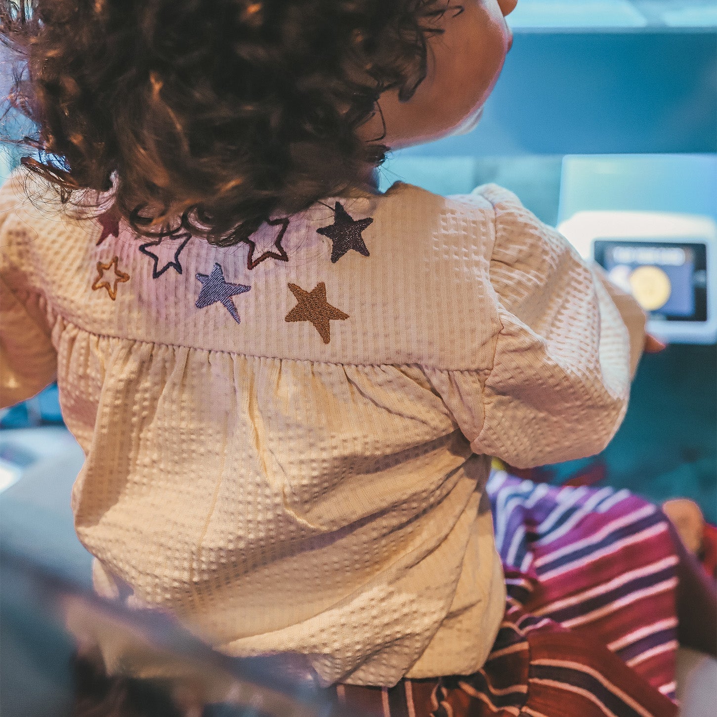 Meisjes Rolo | Fluid Blouse van Your Wishes in de kleur Birch in maat 128.