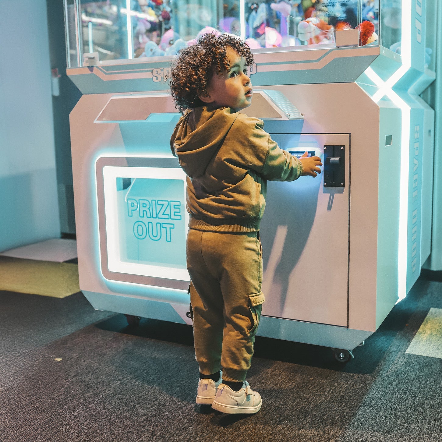 Jongens Garment Dye | Cargo Jogger van Your Wishes in de kleur Olive Branch in maat 128.