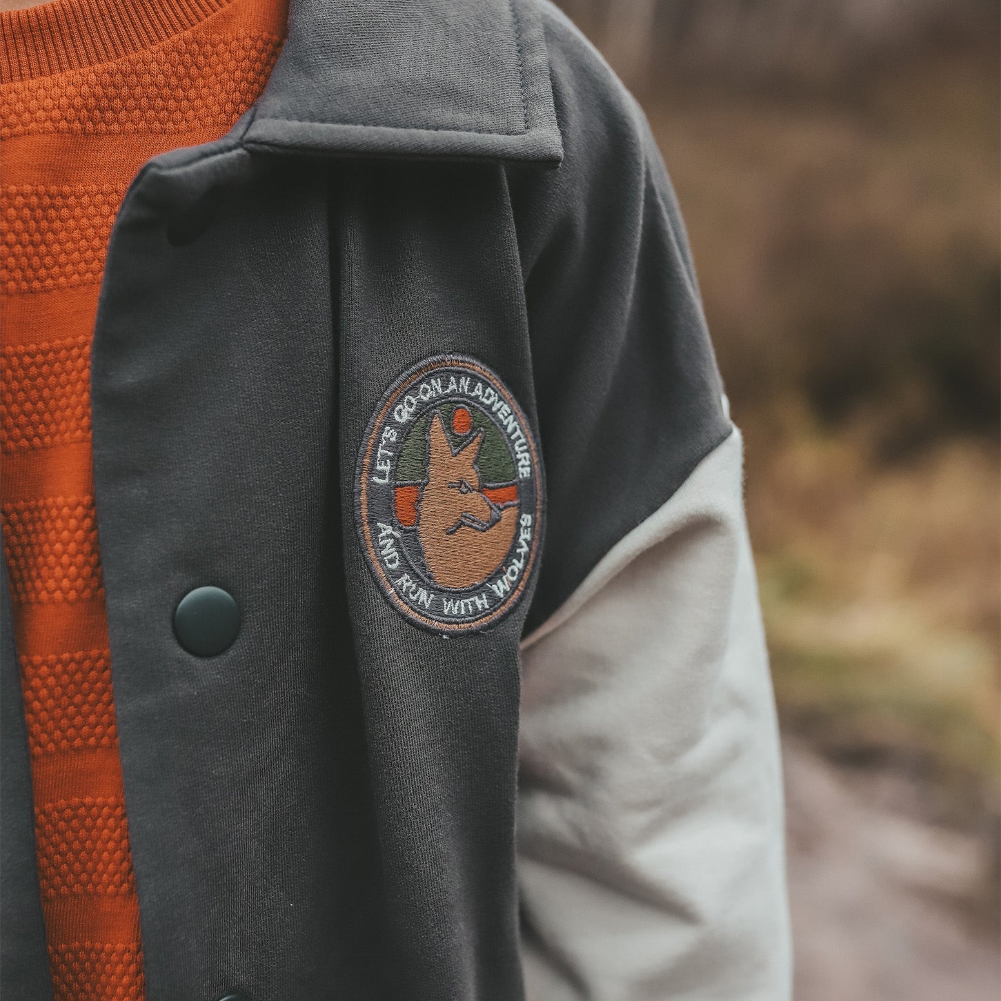 Jongens Gates Of The Artic | Bomber van Your Wishes in de kleur Raven in maat 128.