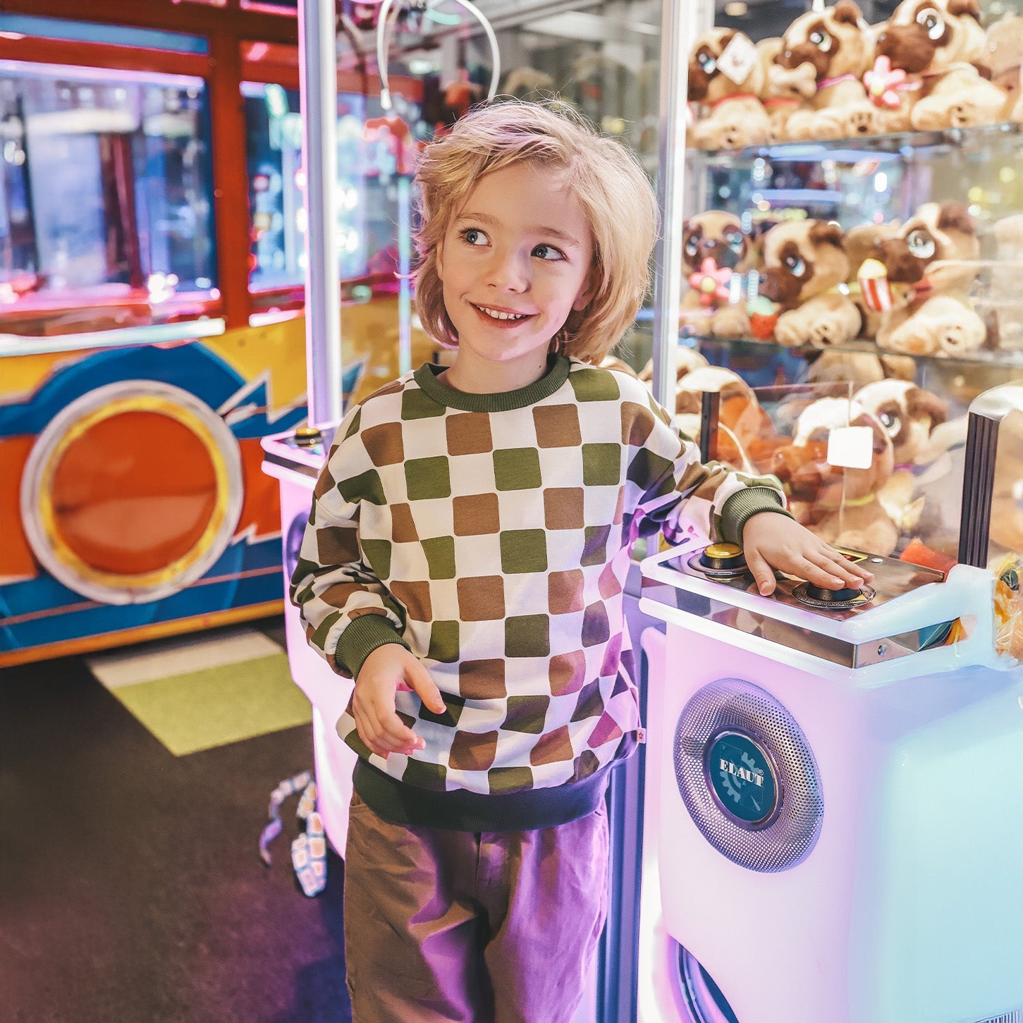 Jongens Blocked | Relaxed Sweater van Your Wishes in de kleur Multicolor in maat 128.