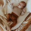 Jongens Broek Solid | Nesse van Your Wishes Newborn in de kleur Brown Sugar in maat 68.