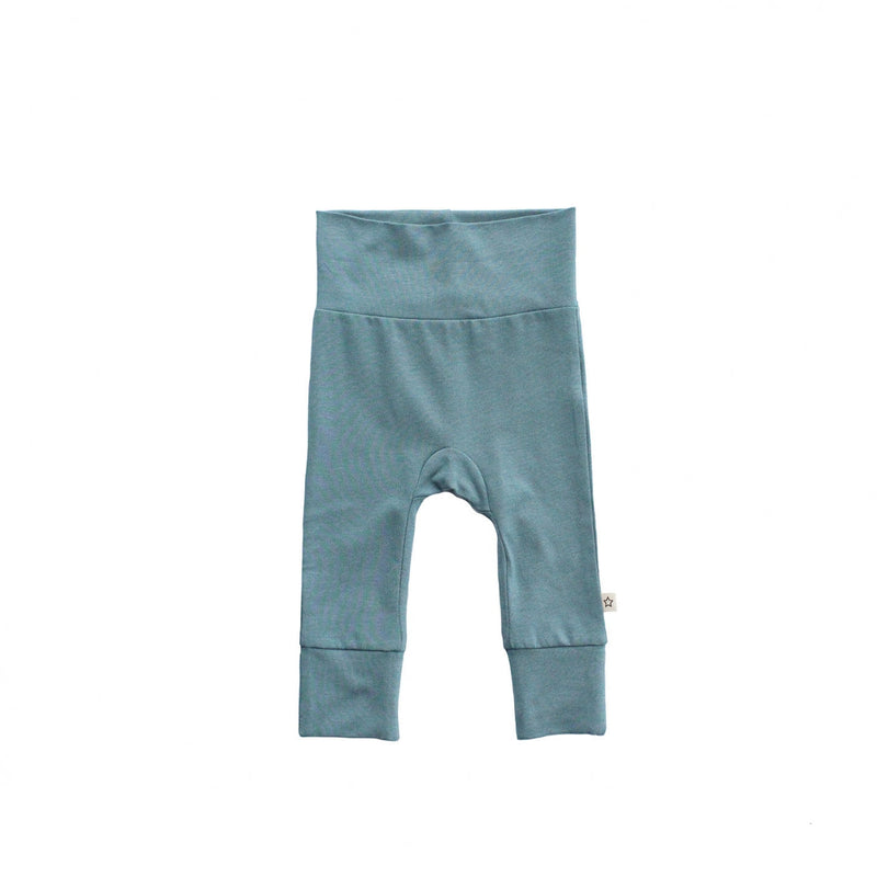 Jongens Broek Solid | Nesse van Your Wishes Newborn in de kleur Smoke Blue in maat 68.