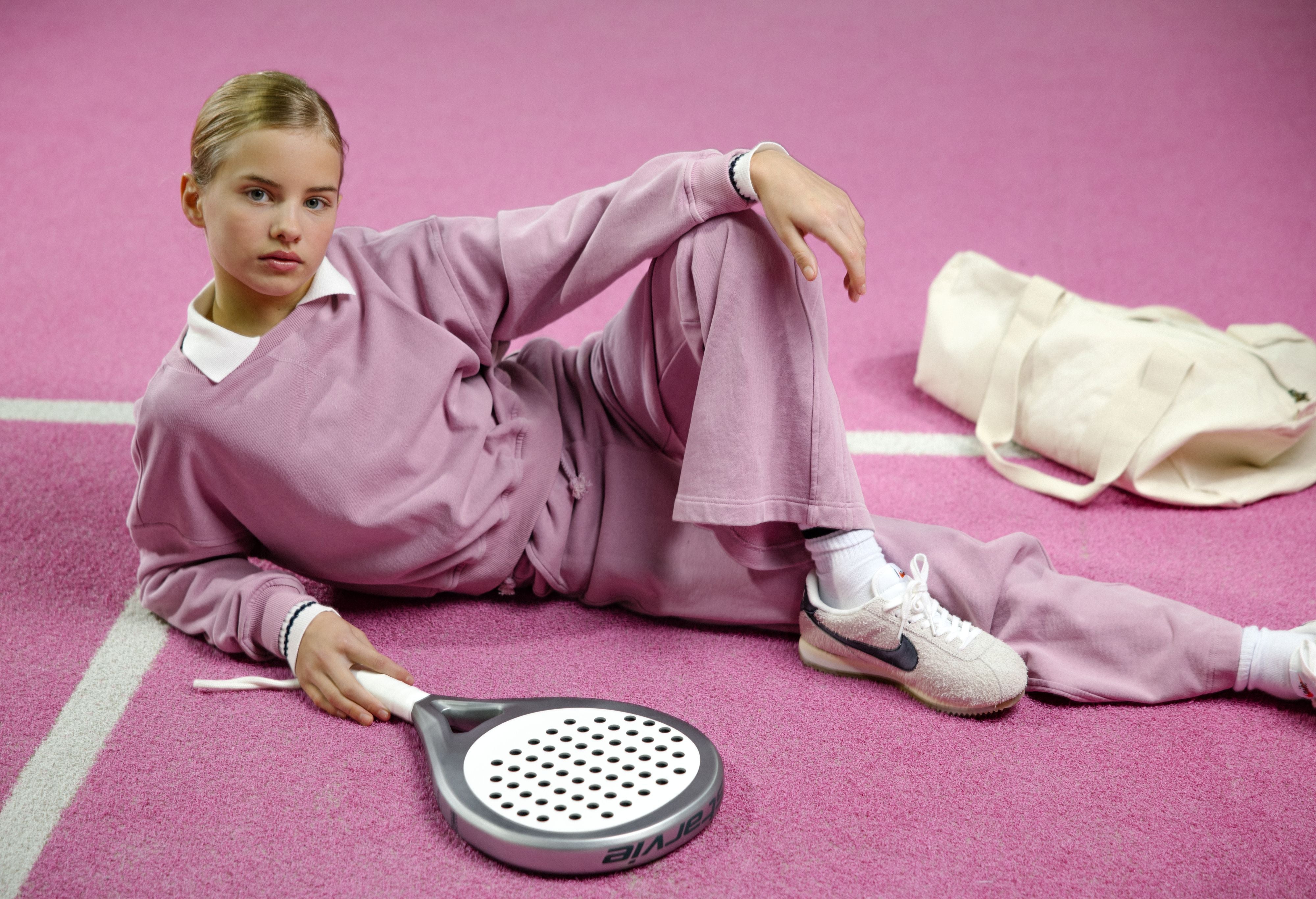 Meisjes Sweater ZIVA van Ai & Ko in de kleur BRIGHTROSE in maat 176.