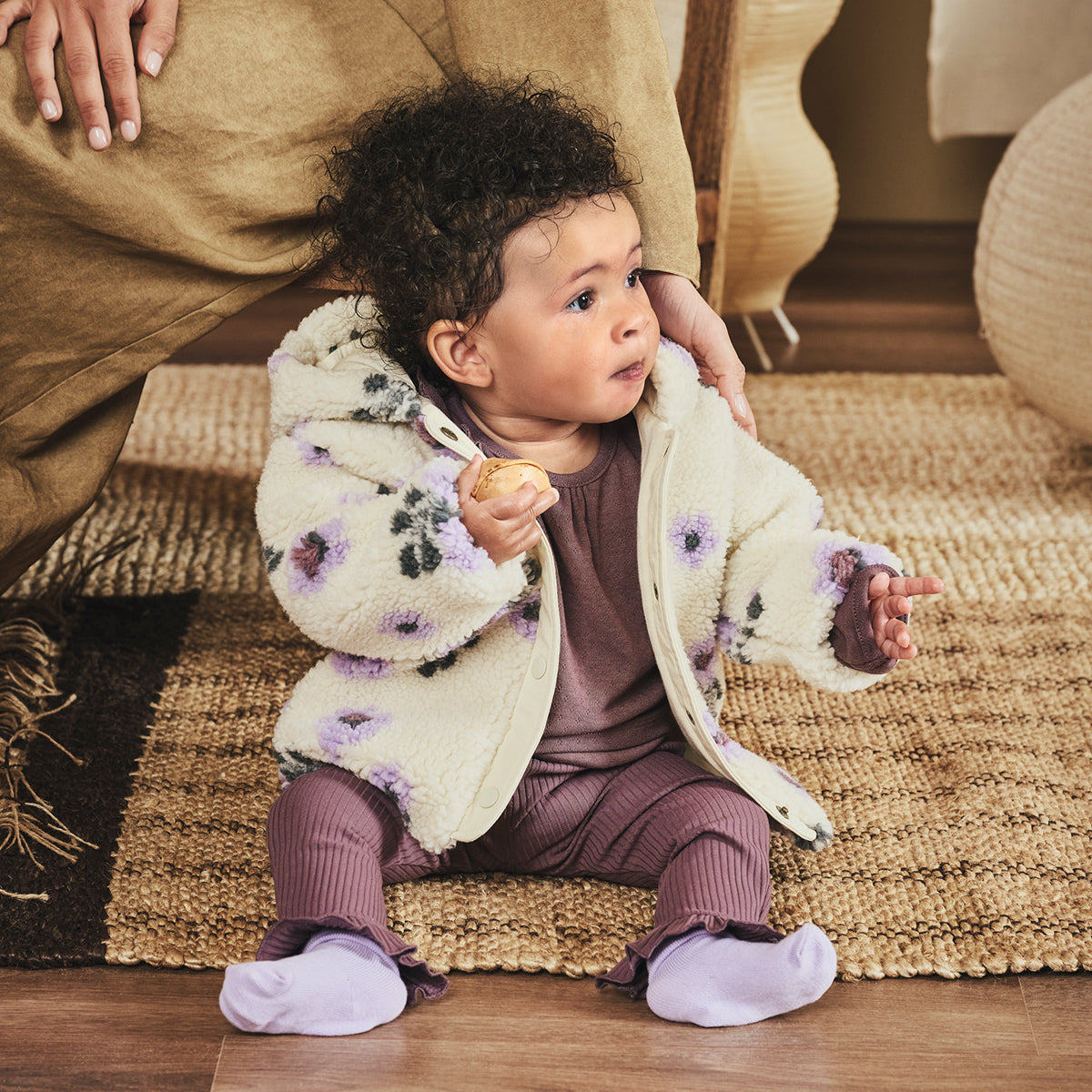 Meisjes Teddy Jacket Nayla van Z8 Newborn in de kleur Vanilla Cream AOP in maat 74.