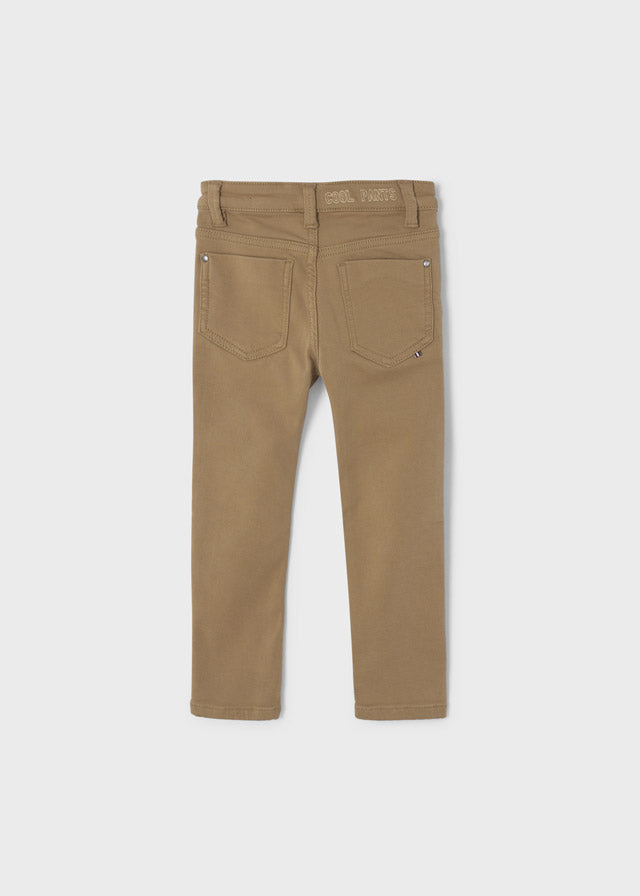 Jongens Soft slim fit pants van Mayoral in de kleur Cookie in maat 128.