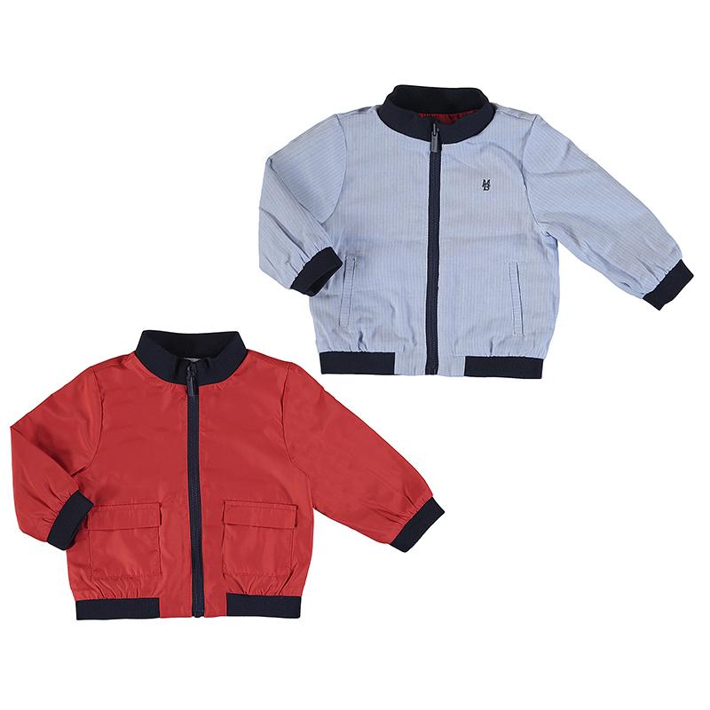 Jongens Reversible windbreaker        van Mayoral in de kleur cyber red  in maat 86.