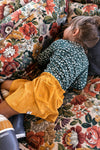 Meisjes Little velvet skirt van Looxs Little in de kleur Honey in maat 128.