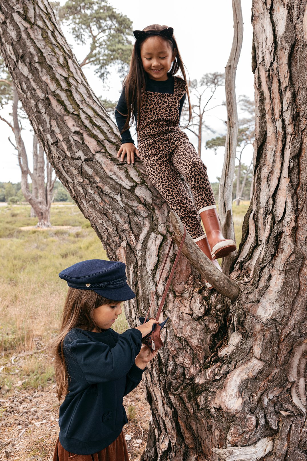 Meisjes Little jumpsuit van LOOXS Little in de kleur panther AO in maat 128.