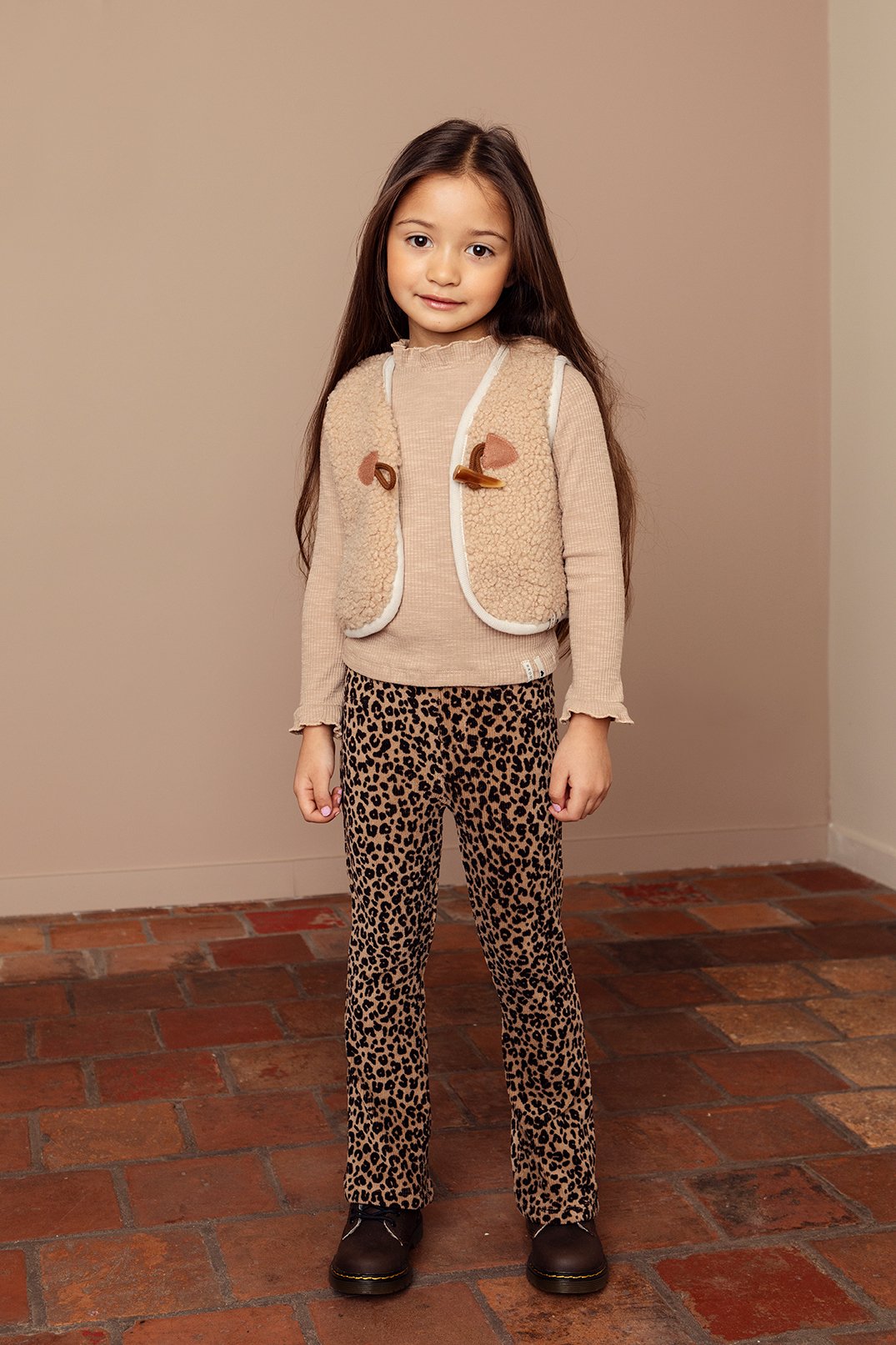 Meisjes Little pants van LOOXS Little in de kleur panther AO in maat 128.