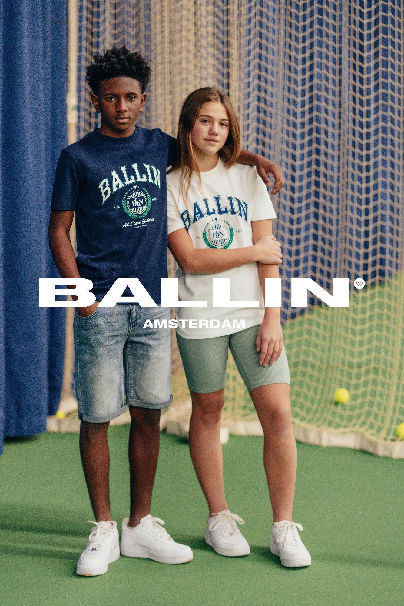 Unisexs T-shirt van Ballin Amsterdam in de kleur Navy in maat 176.