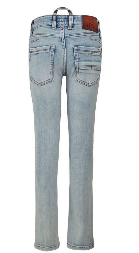 Jongens Skinny tapered fit jeans CAYLE B van LTB in de kleur INCA UNDAMAGED WASH in maat 176.