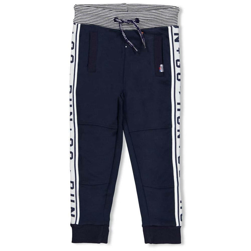 Jongens Sweatbroek - Playground van Sturdy in de kleur Marine in maat 128.