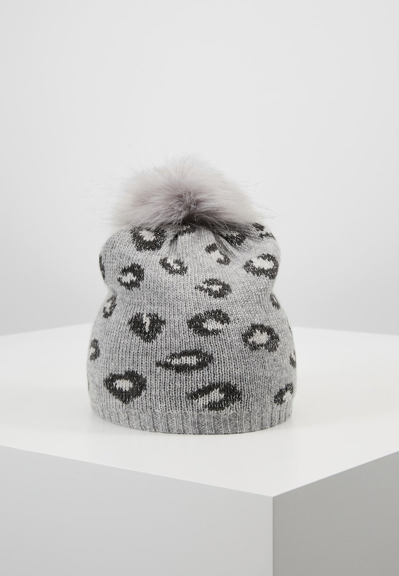 Maximo Beanie leopard with fluffy pompom Beanies