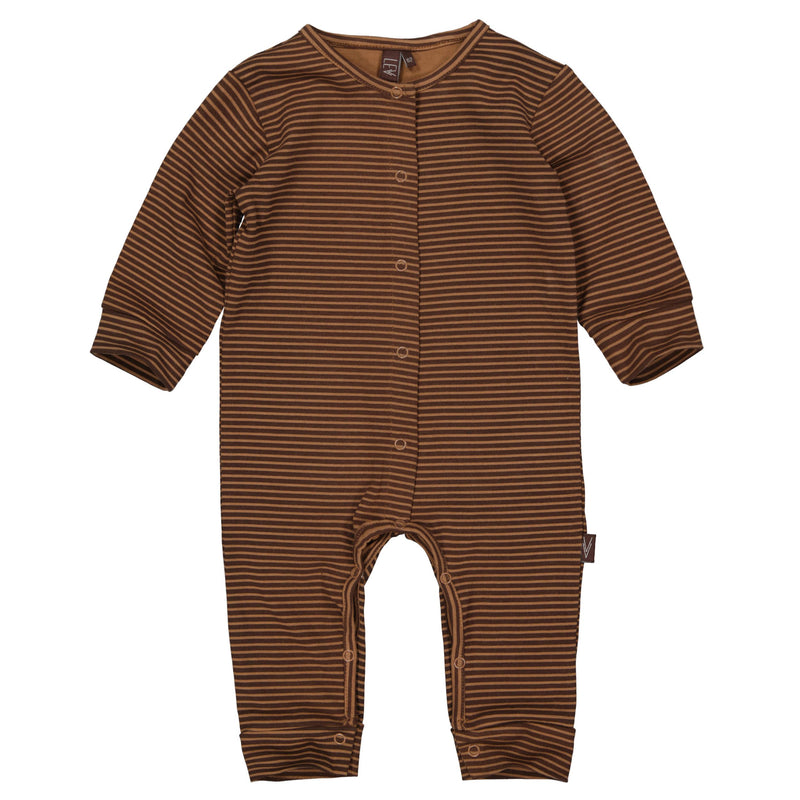 s Playsuit Chase NBW21 van Levv Newborn in de kleur AOP Brown Dusty Stripe in maat 74.