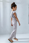 Meisjes Aop Small Flower Jumpsuit van Like Flo in de kleur Blue flower in maat 116.