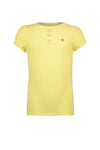 Meisjes Solid Rib Ss Tee With Button Closure van Like Flo in de kleur Soft yellow in maat 140.