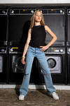 Meisjes Blue Joy Wide Fit Damaged Knees van Indian Blue Jeans in de kleur Medium Denim in maat 176.