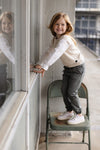 Meisjes Pullover LERRIN van Levv in de kleur Creme in maat 128.